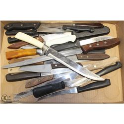 FLAT OF APPROX. 20 KNIVES