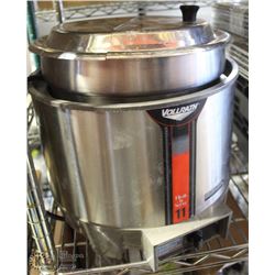 VOLLRATH SOUP WARMER COMES WITH INSERT & LID