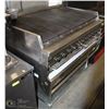 Image 3 : 48" QUEST NATURAL GAS CHARBROILER ON 48" STAND