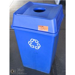 COMMERCIAL GRADE RECYCLING BIN -ON CHOICE.