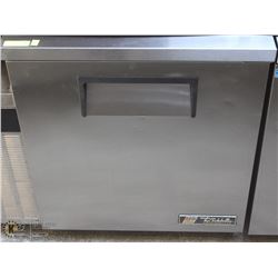 TRUE T-27 UNDERCOUNTER COOLER 27-1/2 X 29 X 36