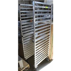 TRAY ON WHEELS PANCO TRANSPORT SYSTEMS