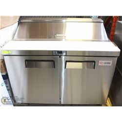 SATURN 48" SANDWICH PREP TABLE (12 PANS) NEW