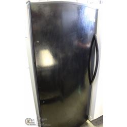 KENMORE REFRIDGERATOR 30"X29"X67"