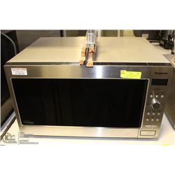 PANASONIC 1200W CYCLONE INVERTER MICROWAVE