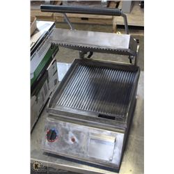 120V STAR PANINI GRILL