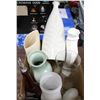 Image 1 : BOX OF 7 SHOWHOME VASES & JARS