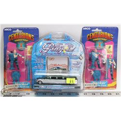 PAIR OF CENTURONS ACTION FIGURES WITH