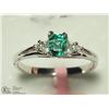 Image 2 : 33) 14K WHITE GOLD EMERALD & 2 DIAMOND RING