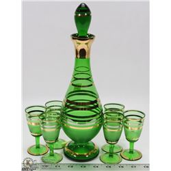 VINTAGE GREEN DECANTER SET