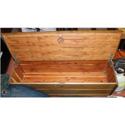 MID CENTURY MODERN CEDAR CHEST 50 X 17 X 15