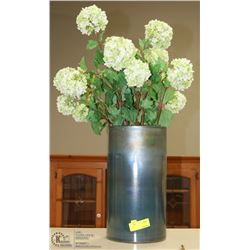 SHOWHOME VASE WITH ARTIFICIAL FLOWERS
