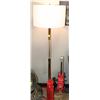 Image 1 : SHOWHOME CHROME FLOOR LAMP