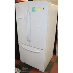 GE 22.1 CUFT FRENCH DOOR PULL OUT BOTTOM FREEZER