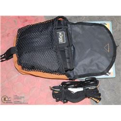 KURGO XL ZIPLINE WITH HARNESS. PETS