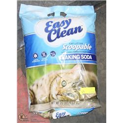 9.07KG BAG OF EASY CLEAN SCOOPABLE CAT LITTER. PET
