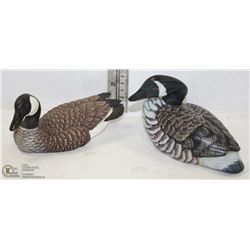 2 CANADA GEESE 1 BY PACIFIC RIM CARVERS