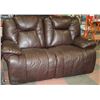 Image 3 : ESTATE DUAL RECLINER LEATHER SOFA & DUAL