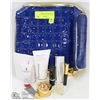 Image 1 : ELIZABETH ARDEN GIFT SET - INCLUDES PERFUME ( MISC