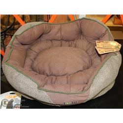 BECOBED ON CHOICE: BROWN