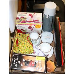 FLAT OF ESTATE KITCHENWARE