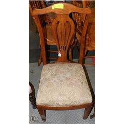 VINTAGE UPHOLSTERED OAK  SIDE/DESK CHAIR