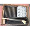 Image 1 : FLAT OF ASSORTED BAKEWARE (7 PIECES).