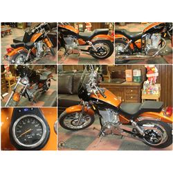 FEATURED 2014 SUZUKI BOULEVARD