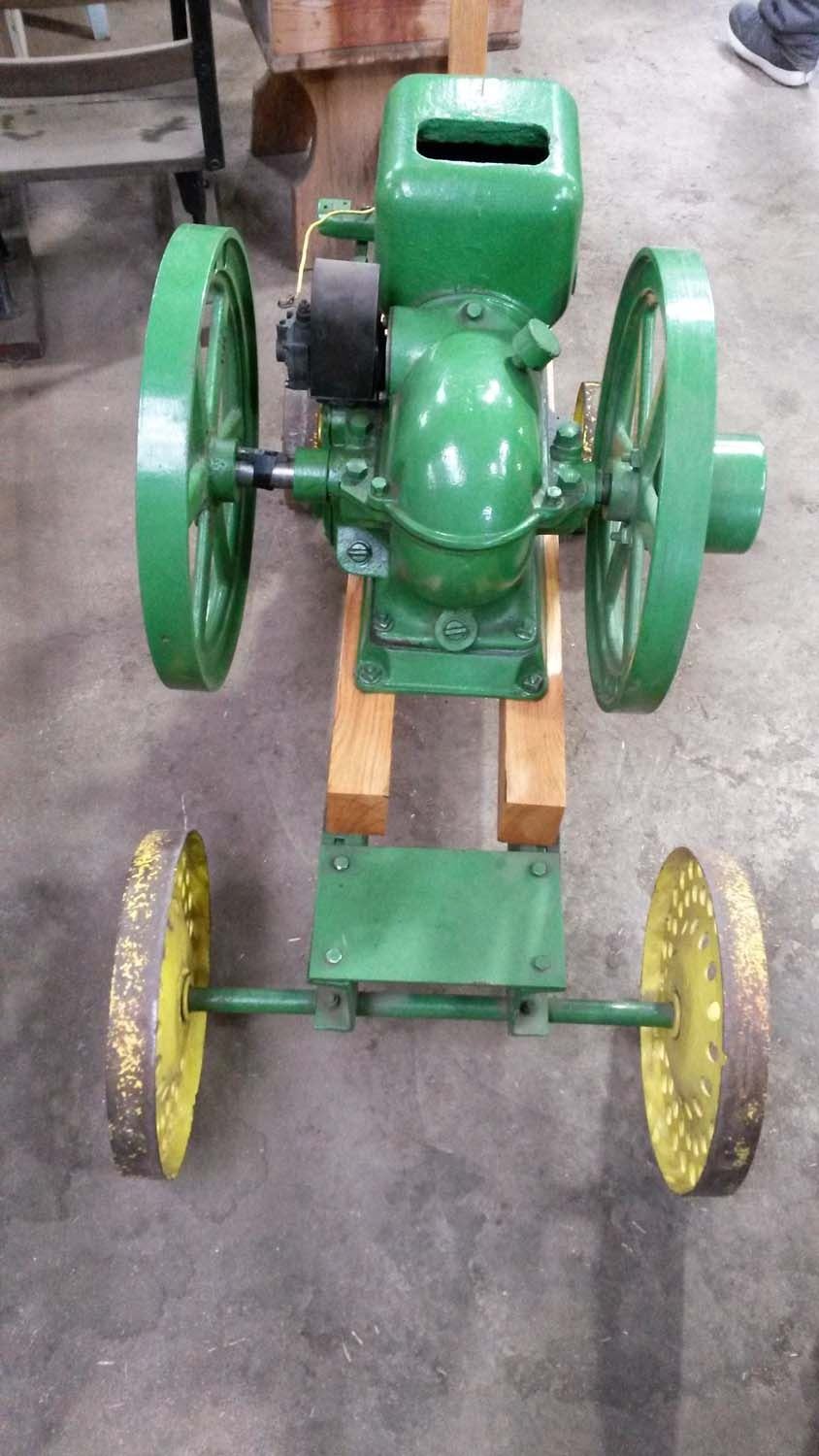 John Deere Hit And Miss Engine On A Wagon Bodnarus Auctioneering