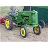 Image 1 : John Deere M, Running