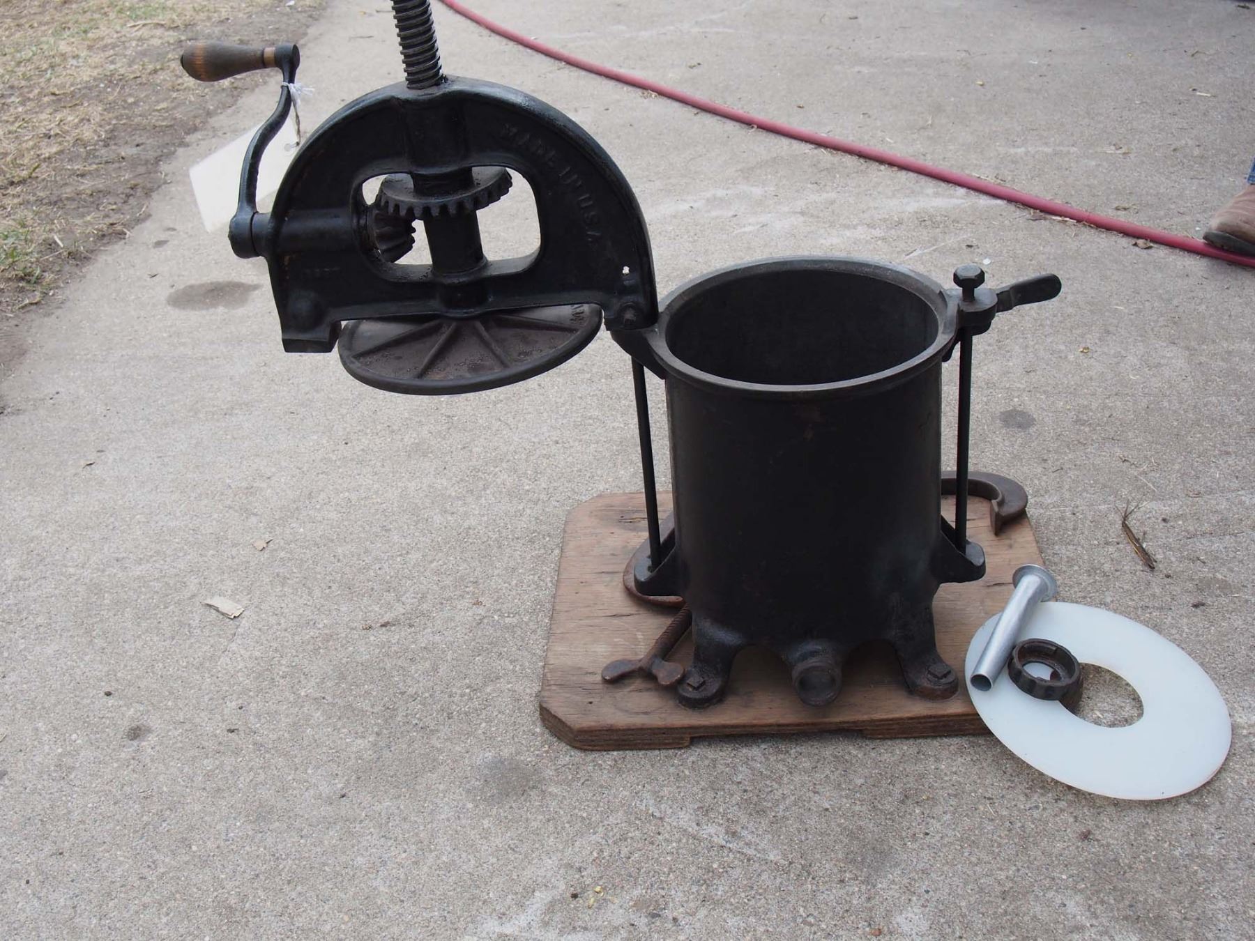 Enterprise Sausage Stuffer