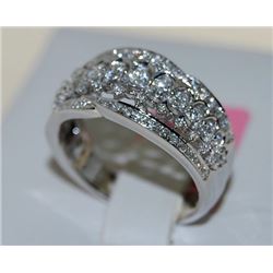 0.75ct  Round Diamond  18K W/G 6gm Ring