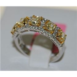 1.64ct fancy Diamond 18K White Gold 4.45gm Ring