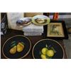 Image 2 : COLLECTOR PLATES AND PRINTS