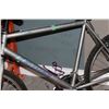 Image 2 : GREY LEADER BIKE