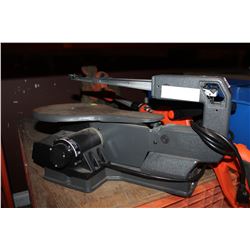 BAND SAW