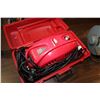 Image 1 : WEEKENDER 1300PSI POWER WASHER