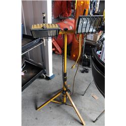 DOUBLE SHOP LIGHT ON STAND