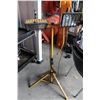 Image 1 : DOUBLE SHOP LIGHT ON STAND