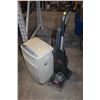 Image 1 : BISSELL CARPET CLEANER AND FLOOR AC UNIT