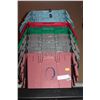 Image 1 : 8 TOTES WITH BUILT IN LIDS