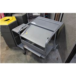 METAL DESK