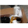 Image 2 : BOX OF KITCHEN APPLIANCES