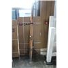 Image 2 : BUNDLE OF POLE PRUNERS AND GARDEN TOOLS