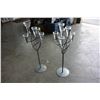 Image 2 : 2 METAL TEALIGHT HOLDERS