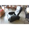 Image 2 : IJOY BLACK LEATHER MASSAGE CHAIR