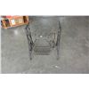 Image 2 : SINGER CAST IRON TREADLE SEWING BASE