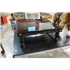 Image 4 : FOLDING EASTERN TABLE