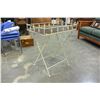 Image 2 : METAL FOLDING STAND