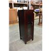 Image 3 : PAIR OF 1 DOOR MAHOGANY FINISH DISPLAY CUPBOARDS